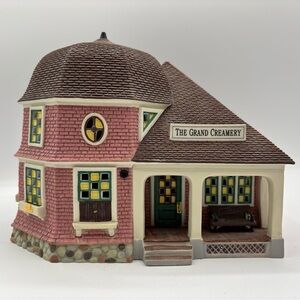 Department 56 1998 Seasons Bay First Edition The Grand Creamery 53305 Vintage